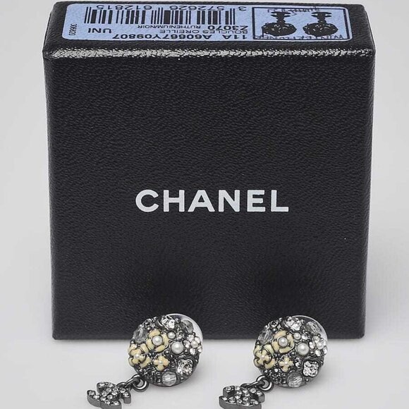 Chanel Faux Pearl and Crystal Camellia CC Logo Drop Earrings - Picture 1 of 4